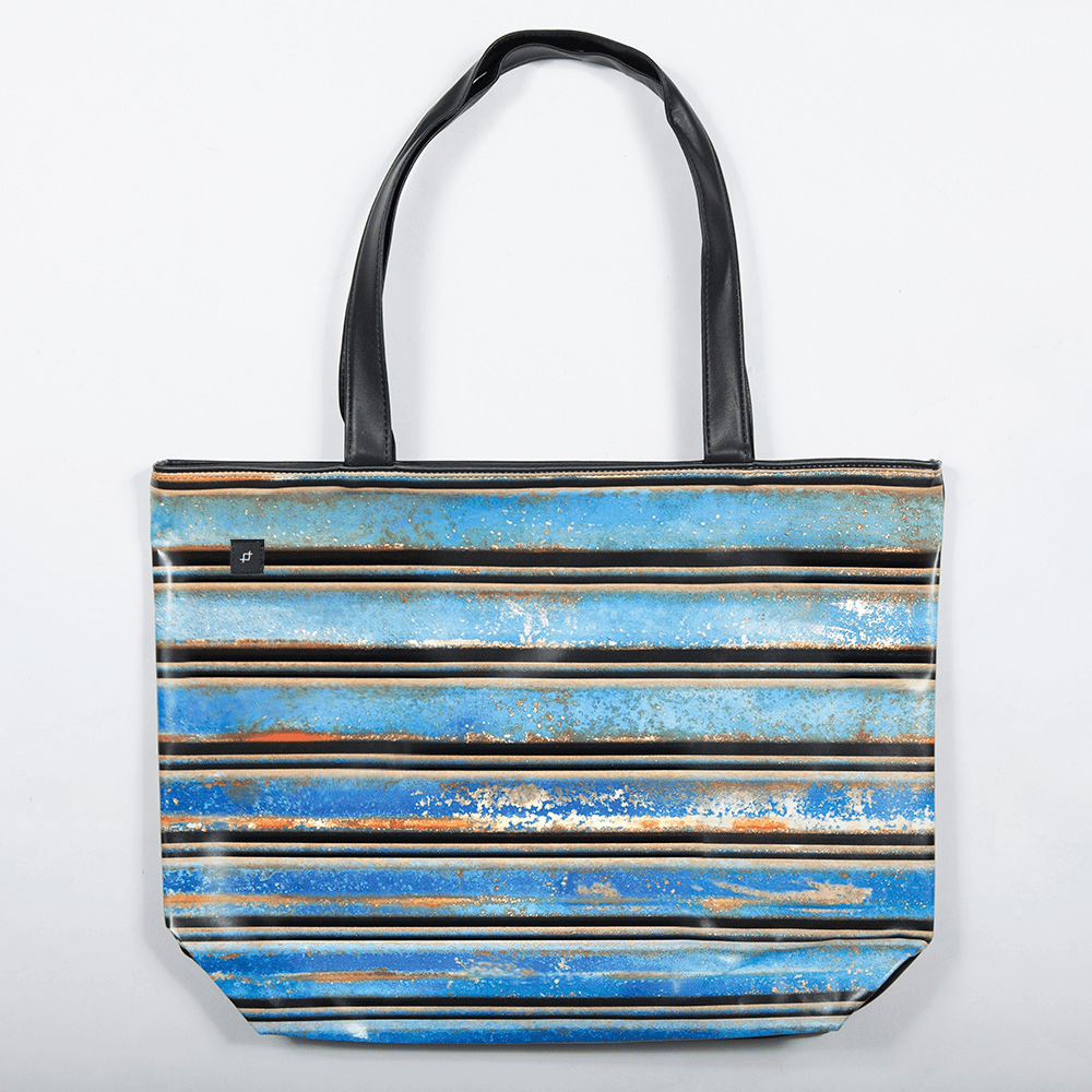 blue-shutter-to-to__2
