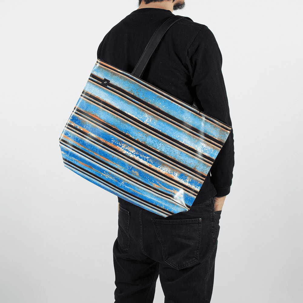 blue-shutter-to-to__3
