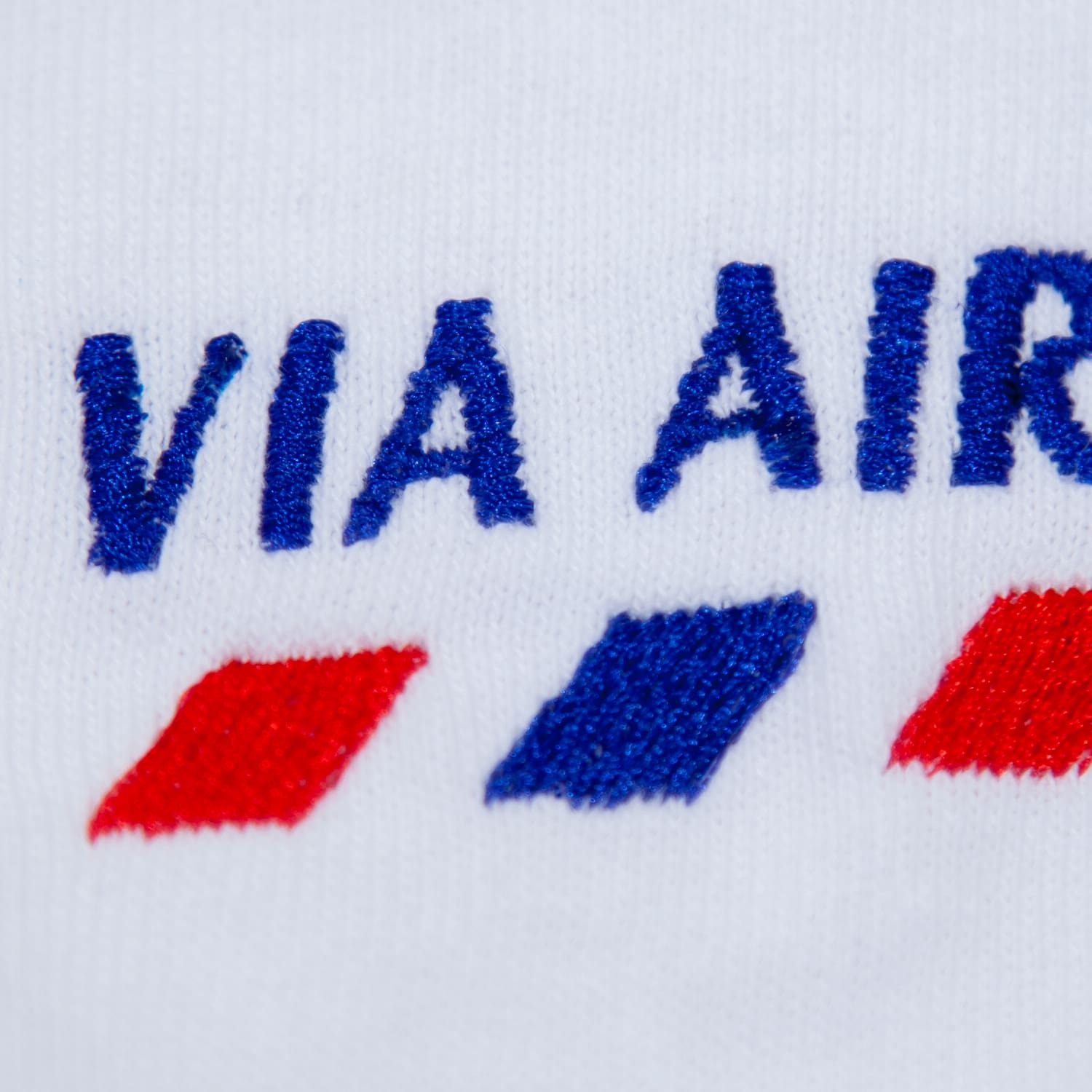 VIA AIR MAIL 刺しゅう Tシャツ
